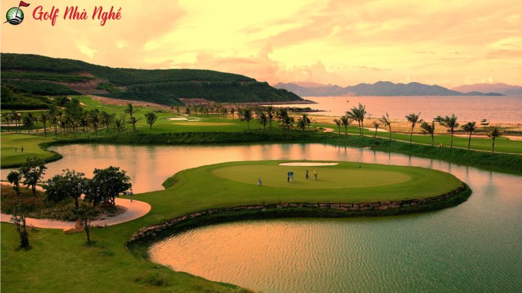 Review sân golf Phú Quốc: Thiên đường chơi golf đẳng cấp trên đảo ngọc